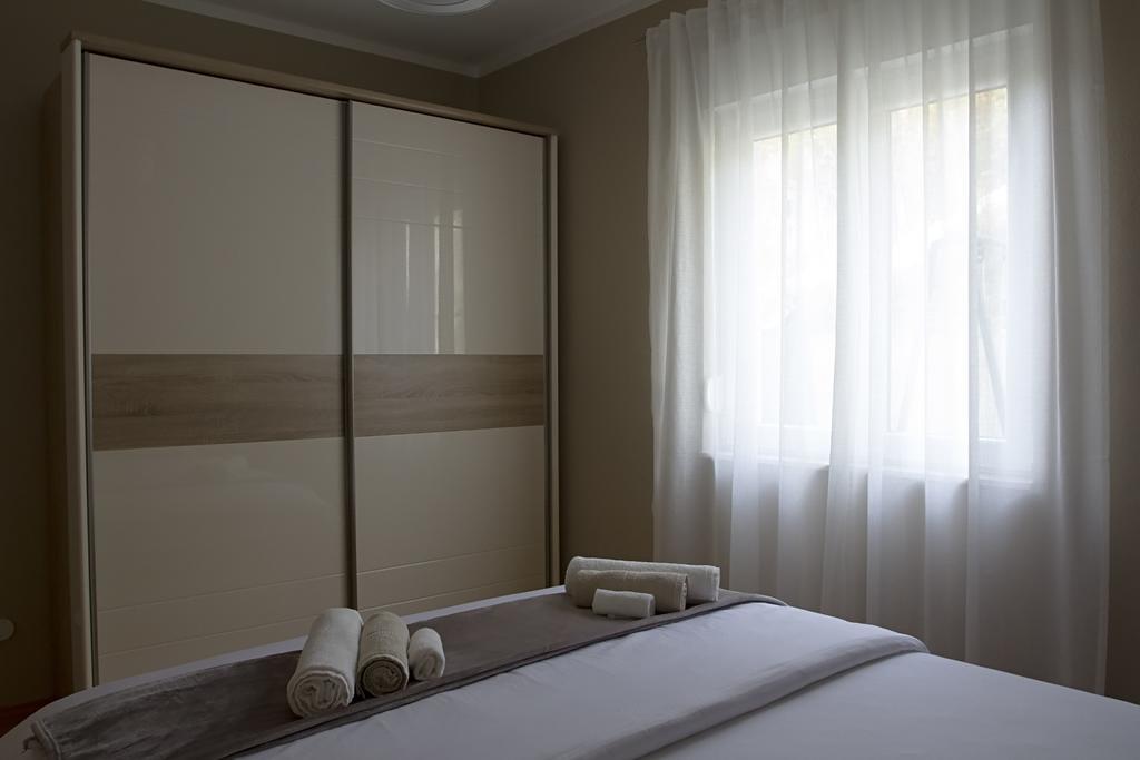 Sea Stone Apartment Podstrana Bagian luar foto
