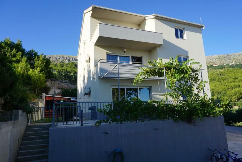 Sea Stone Apartment Podstrana Bagian luar foto